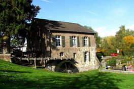 Von Foto: Käthe und Bernd Limburg, www.limburg-bernd.de / Lizenz: Creative Commons BY-SA-3.0 de, CC BY-SA 3.0 de, https://commons.wikimedia.org/w/index.php?curid=22590207